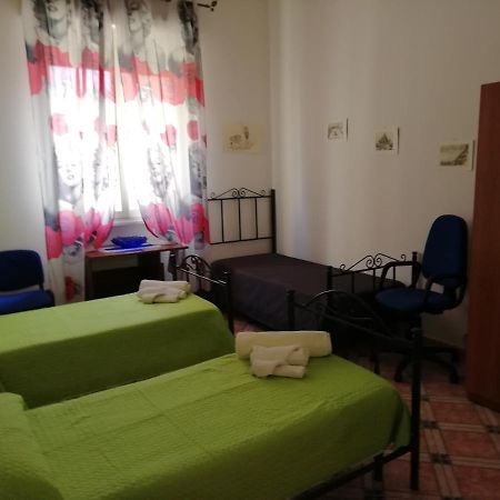 Casa Claudia Hotel Палермо Екстериор снимка