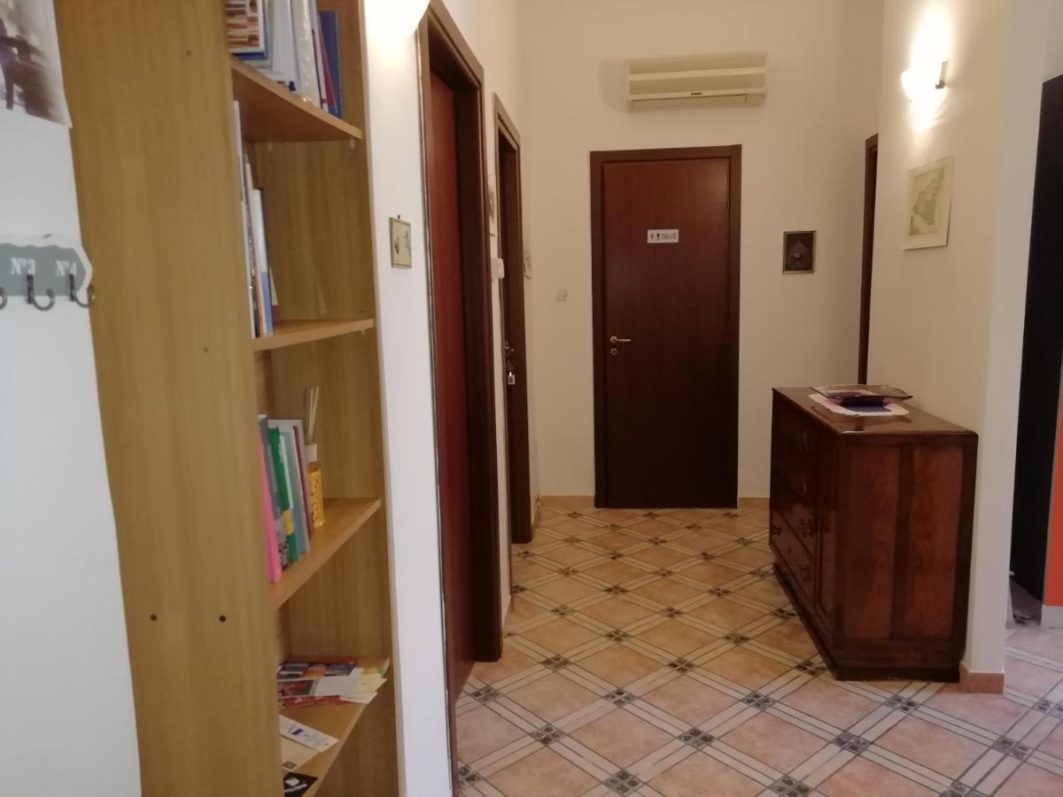 Casa Claudia Hotel Палермо Екстериор снимка