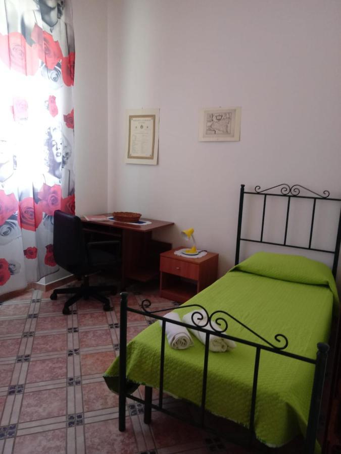 Casa Claudia Hotel Палермо Екстериор снимка
