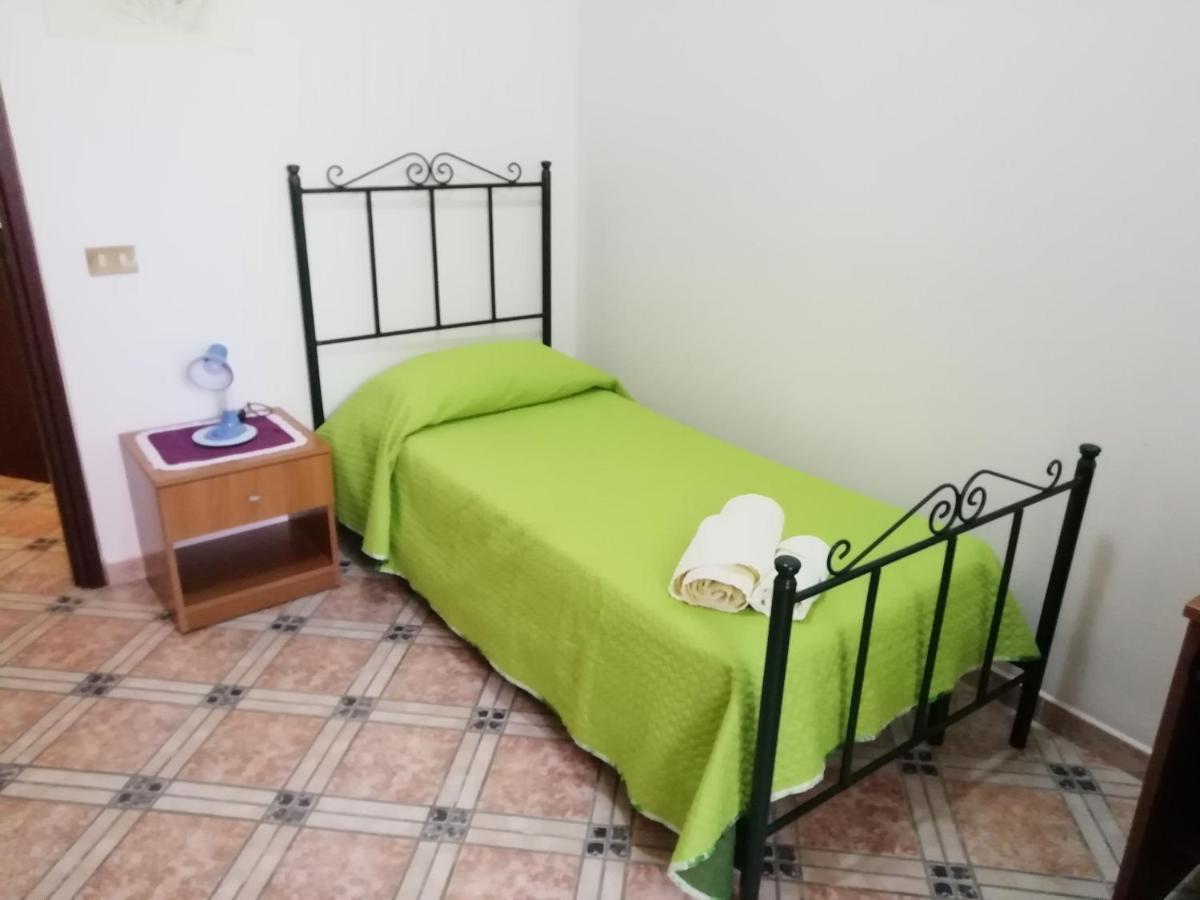 Casa Claudia Hotel Палермо Екстериор снимка