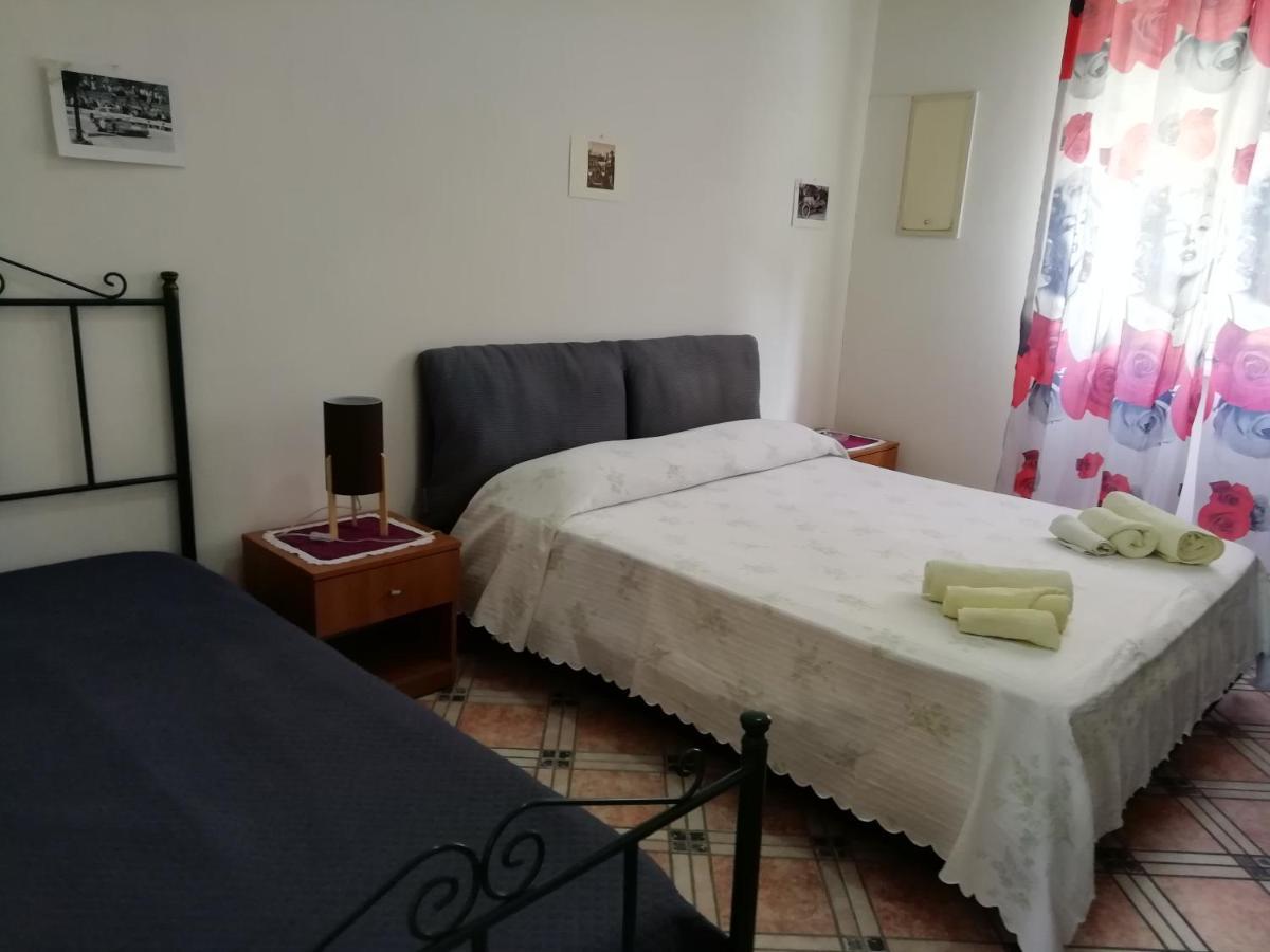 Casa Claudia Hotel Палермо Екстериор снимка