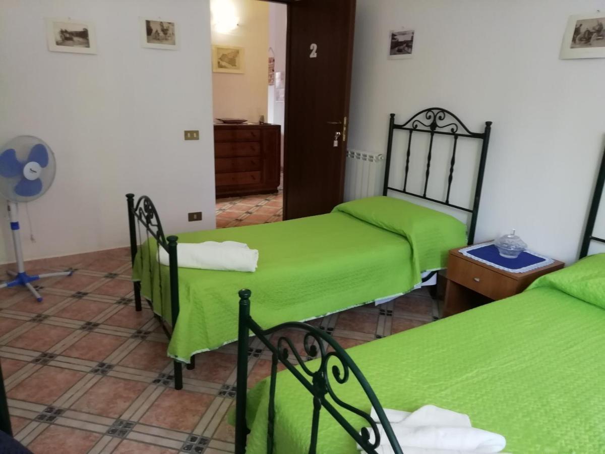 Casa Claudia Hotel Палермо Екстериор снимка
