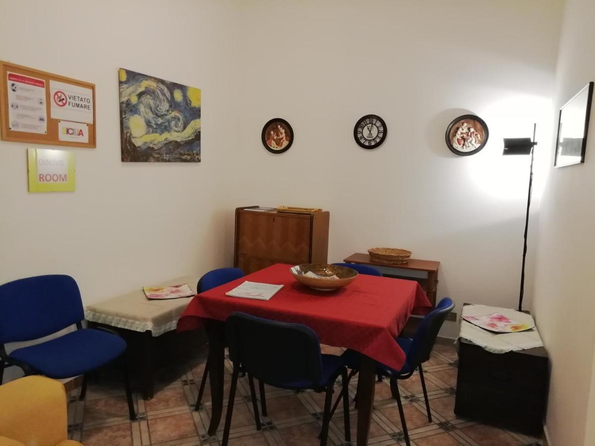 Casa Claudia Hotel Палермо Екстериор снимка